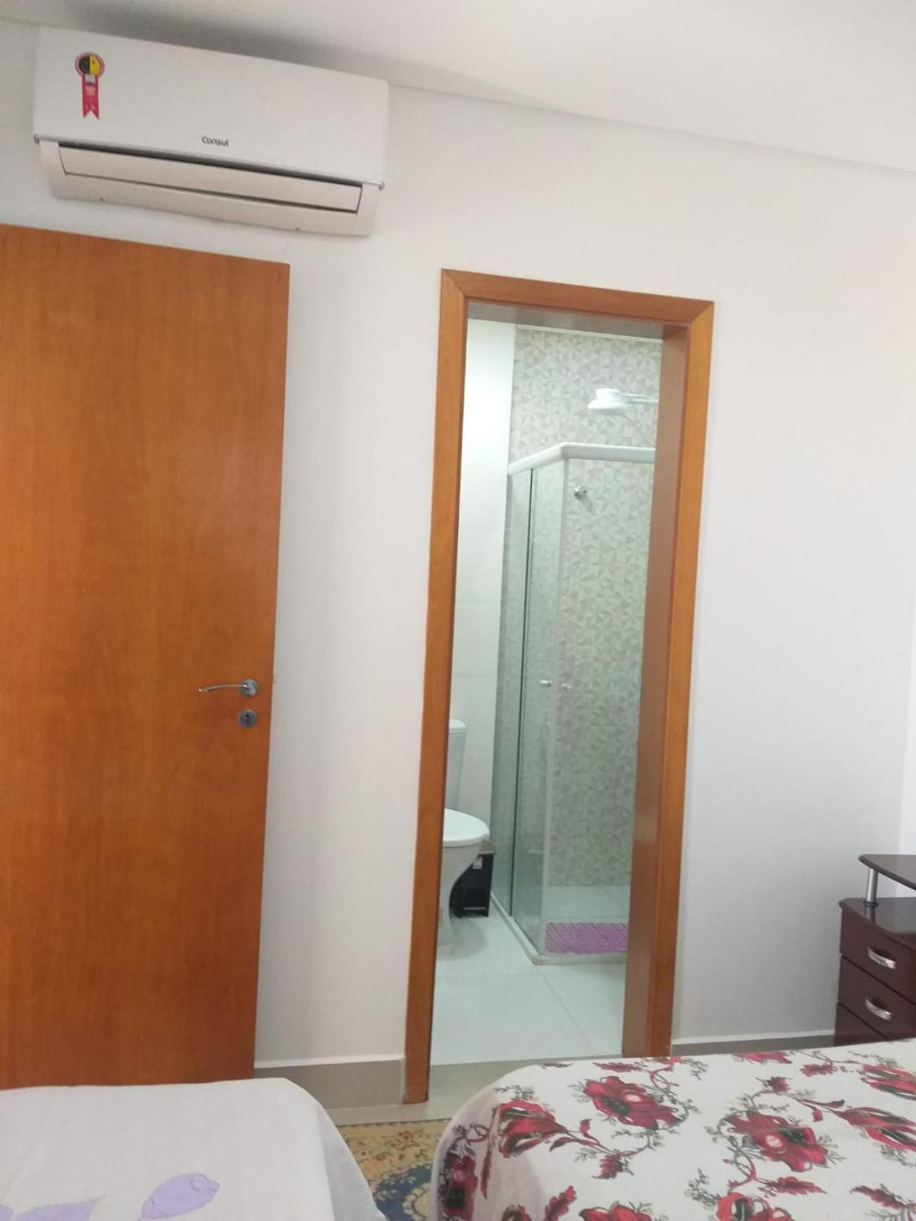 Sobrado 08 Com Duas Suites, Conf Γκουαρούχα Εξωτερικό φωτογραφία