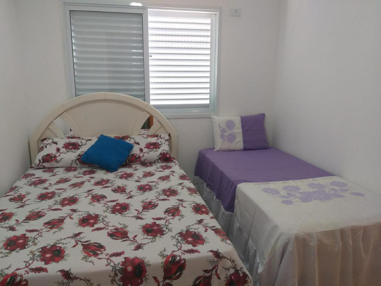 Sobrado 08 Com Duas Suites, Conf Γκουαρούχα Εξωτερικό φωτογραφία