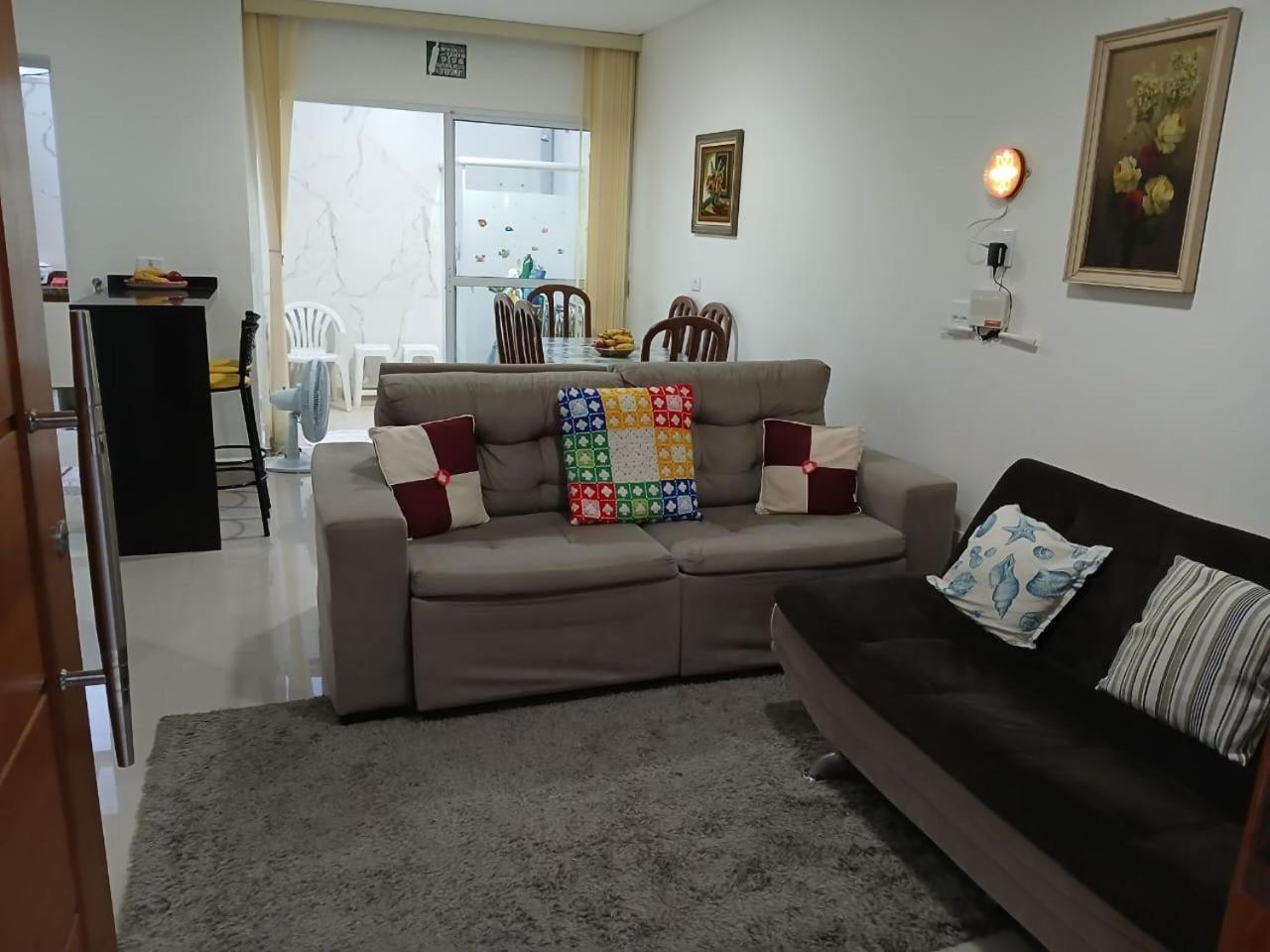 Sobrado 08 Com Duas Suites, Conf Γκουαρούχα Εξωτερικό φωτογραφία