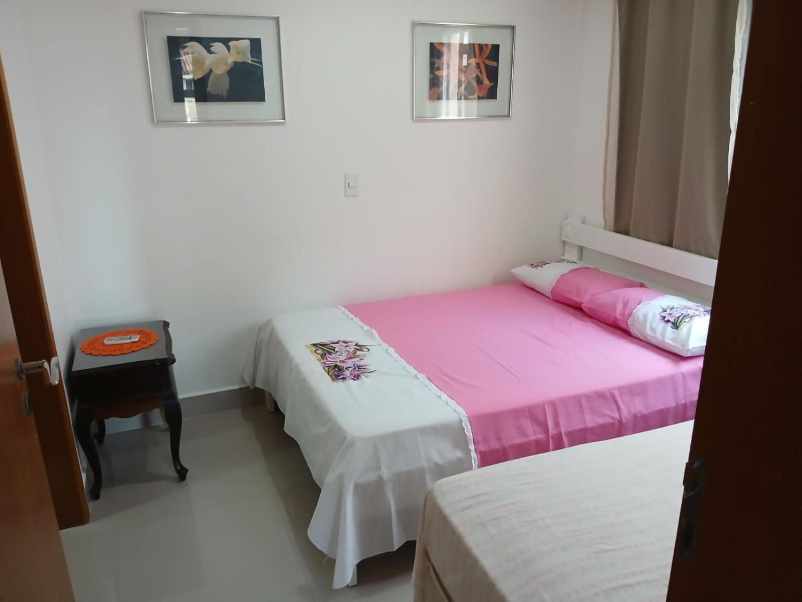 Sobrado 08 Com Duas Suites, Conf Γκουαρούχα Εξωτερικό φωτογραφία